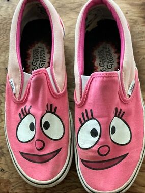 Vans Woman’s YO GABBA GABBA Character Slip-On Sneakers